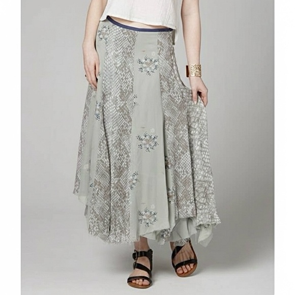 FREE PEOPLE Rock On Snake Floral Print Mixed Media Handkerchief Hem Maxi Skirt 4 - Picture 2 of 12